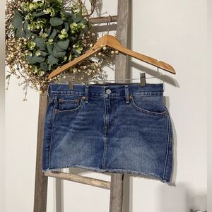Levi's Red Tag Denim Mini Skirt - Size 27